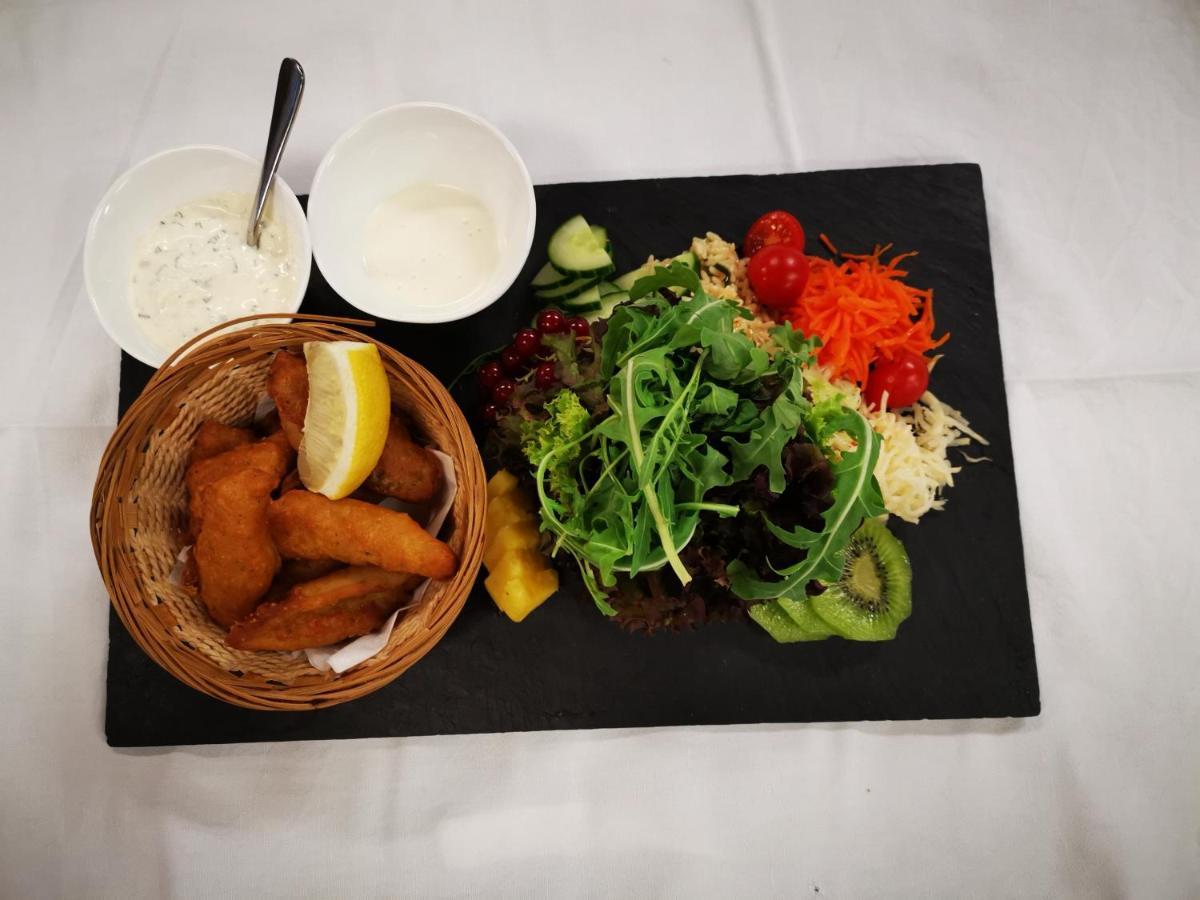 Hotel Restaurant Aletsch メーレル エクステリア 写真